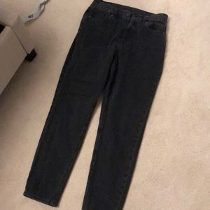 American Eagle Black mom jeans